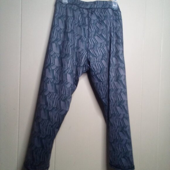 Everlast Cropped Leggings M Athletic Active Gray Pink Patterned - Picture 3 of 13